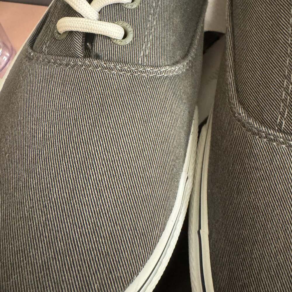 IZOD Men's Rangley Canvas Low-Top Memory Foam Sneakers in Charcoal Gray - Picture 7 of 7